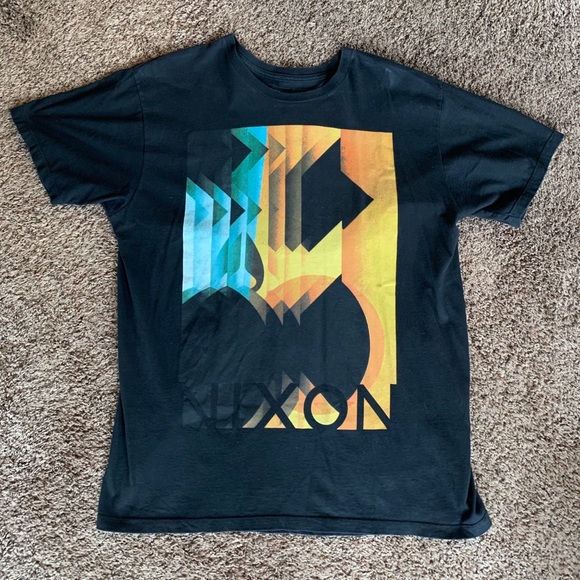 Nixon t shirt - Picture 1 of 2